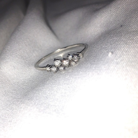 Jewelry - Donating Soon 👋🏻 14k White Gold Genuine Diamond Scatter Band